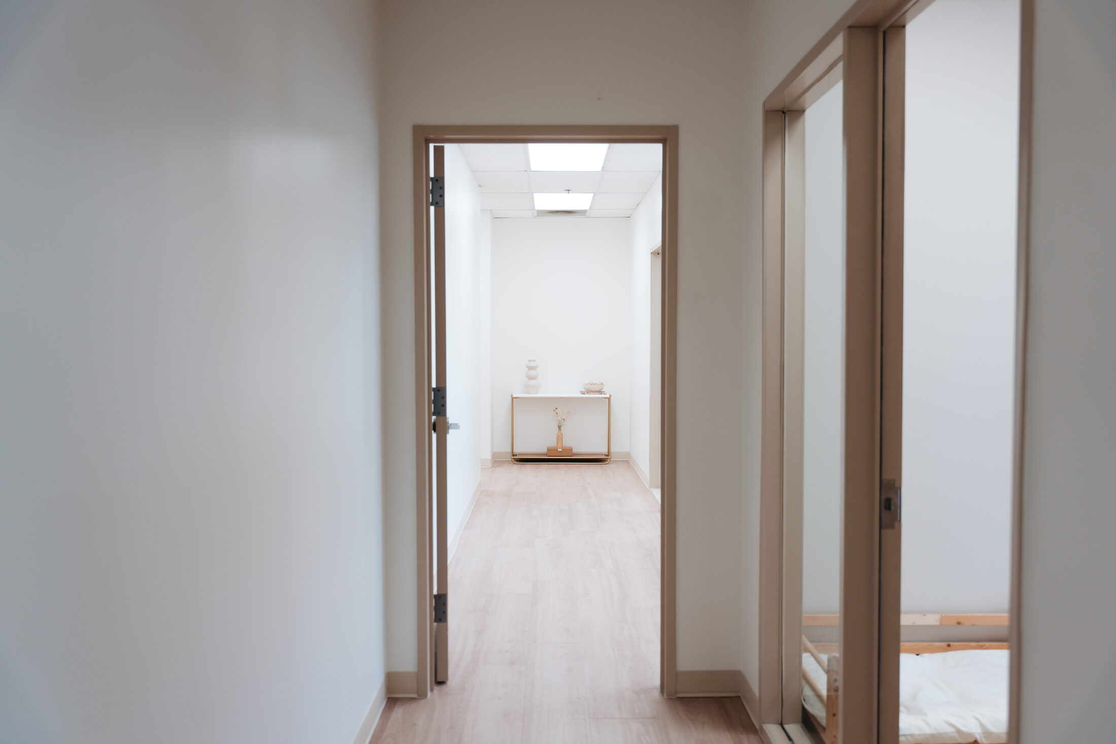 Finished hallway at Élan Beauté